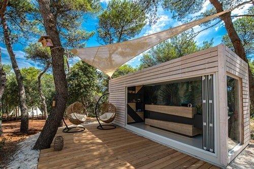 Arena 99 Glamping Pula Outside Area